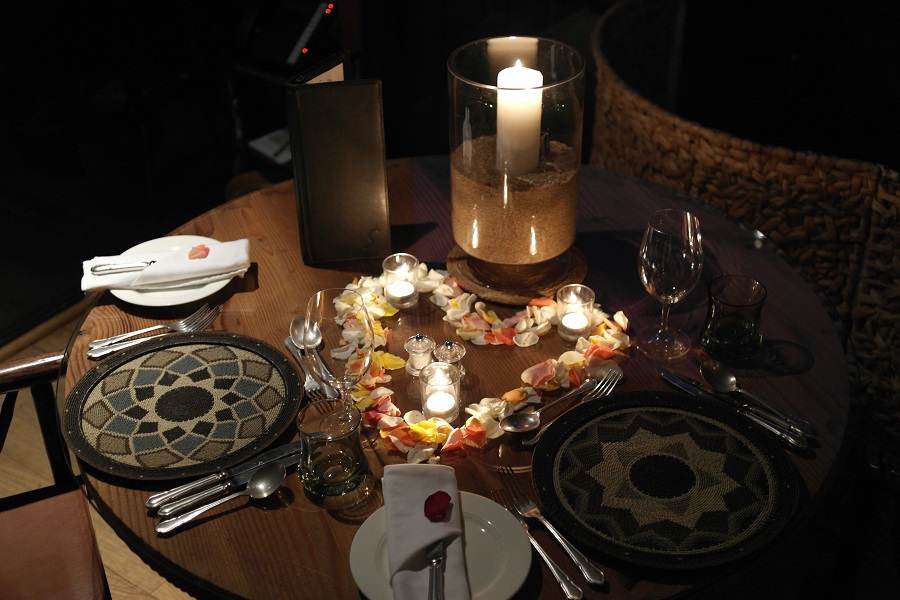 Privates Candlelight Dinner (Singita Boulders Lodge)“ class=