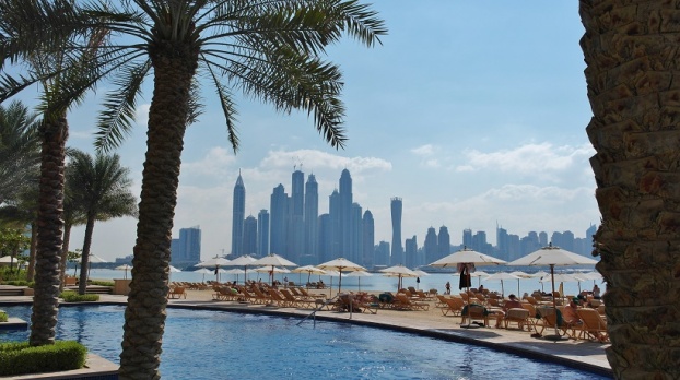 Traumstrand trifft Metropole: Dubai Urlaub im November