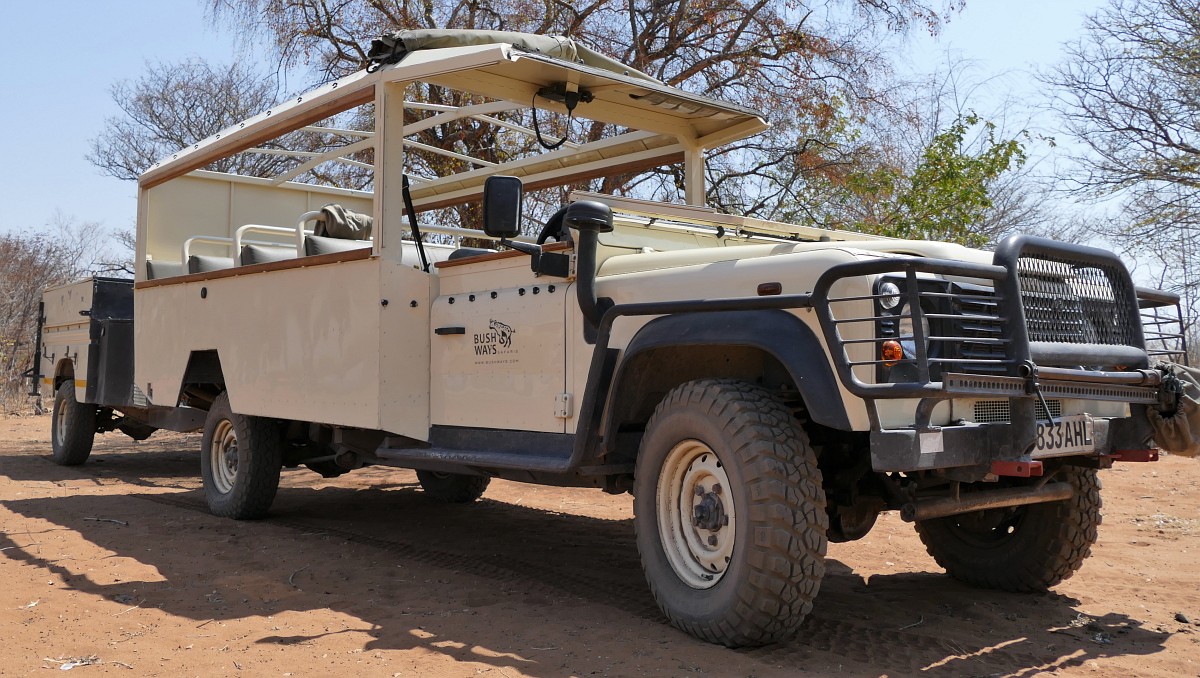 Safari Fahrzeug von Bushways Botswana